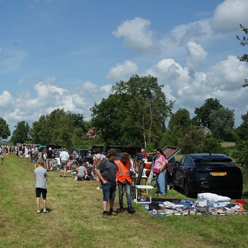 Inboedelhal-rommelmarkt-1